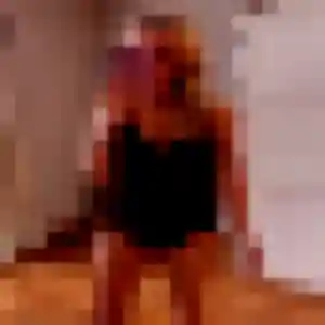 Deborah, femme de 29 ans propose rencontre adulte à Valdahon