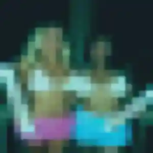 Karine, femme de 27 ans propose rencontre adulte à Vernon
