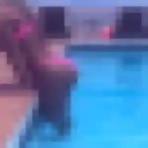 Romane, 20 ans, connectée à Vitrolles pour une rencontre coquine